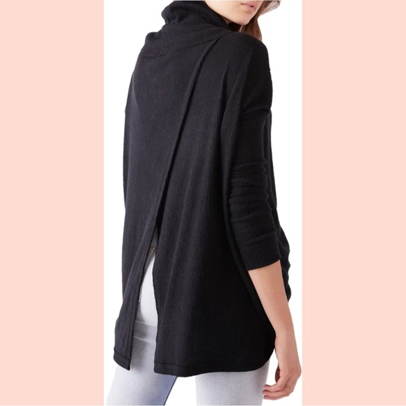 Free People Juicy Long Sleeve Cowl Neck Shirt - Medium - Picture 2 of 4